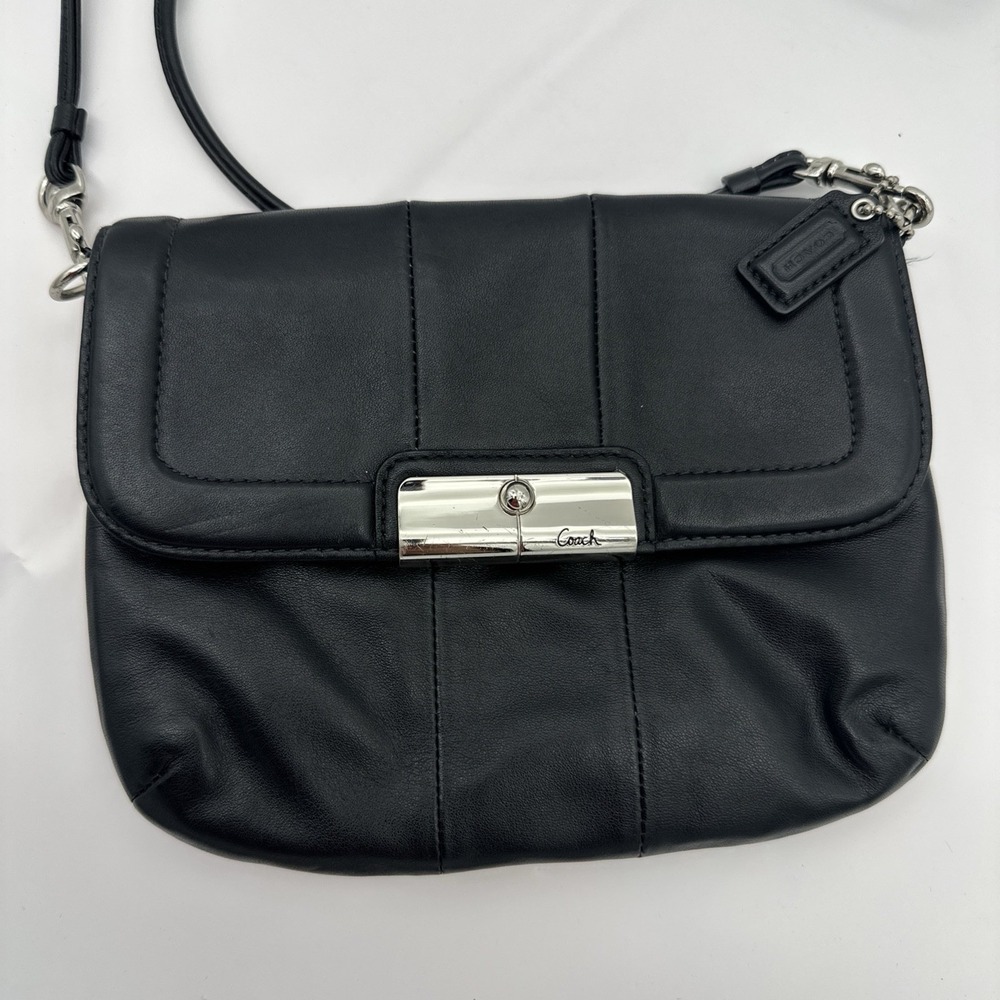 Coach Kristin Black Leather Crossbody Bag Turnlock Blue Lining Wallet Clutch 9x7